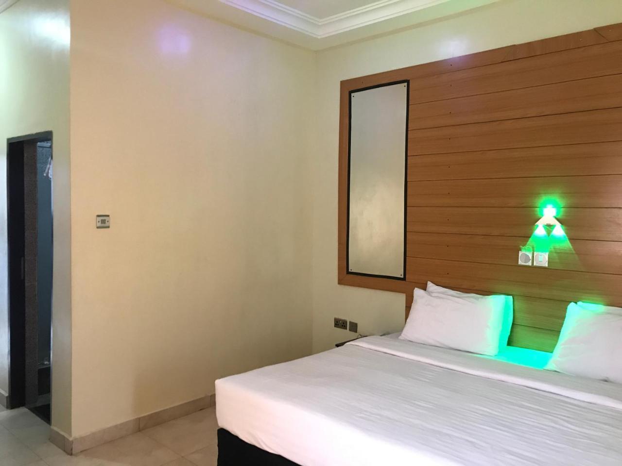 Hayatt Hotel Enugu Extérieur photo