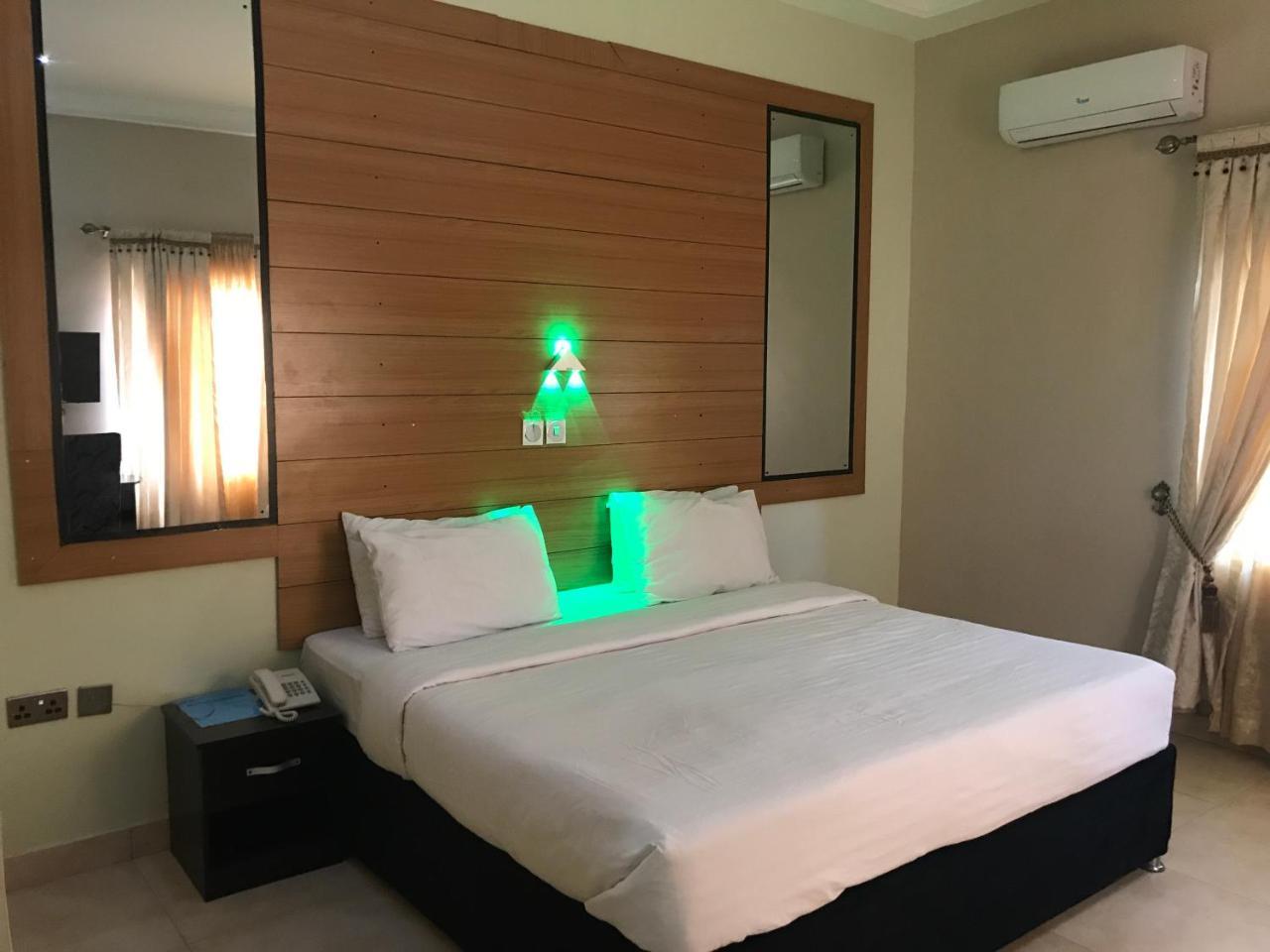 Hayatt Hotel Enugu Extérieur photo